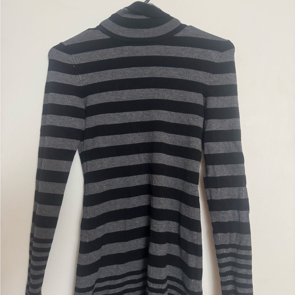 Black and Gray Striped Long Sleeve Top